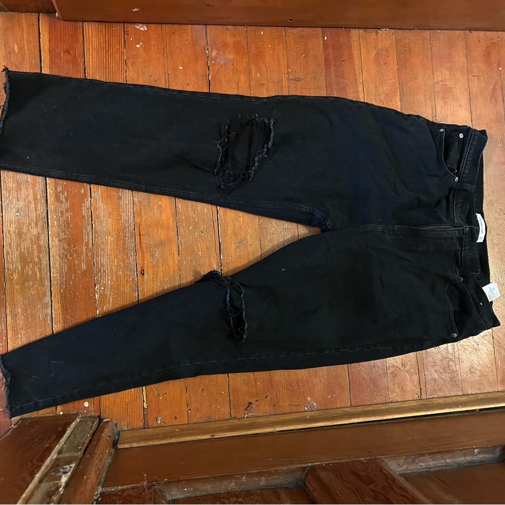 Abercrombie and Fotch ripped black jeans